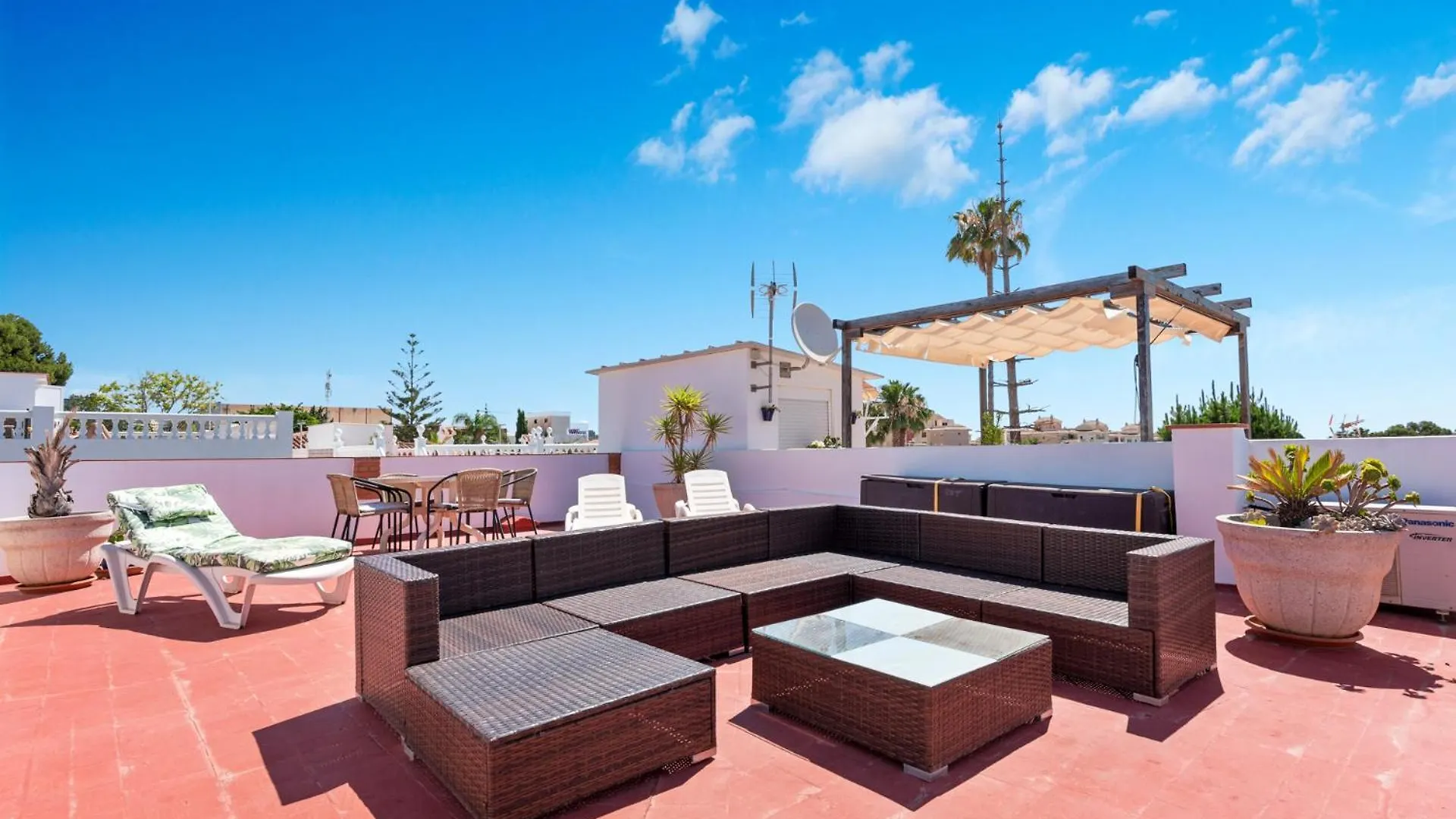 Family Apartment In Benalmadena With Pool By Costarentals - Ref 218 location